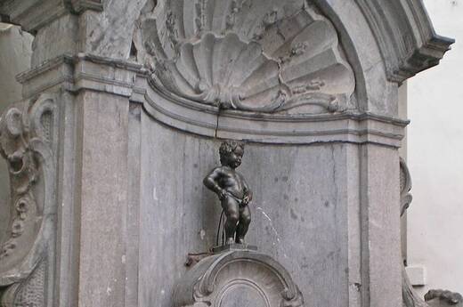 1746-estatua.jpg